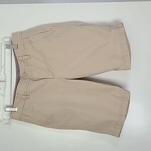 Eddie Bauer Khaki shorts.  Size 2.  Cotton and spandex bl…